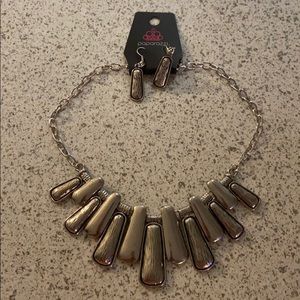 Paparazzi earring and necklace set